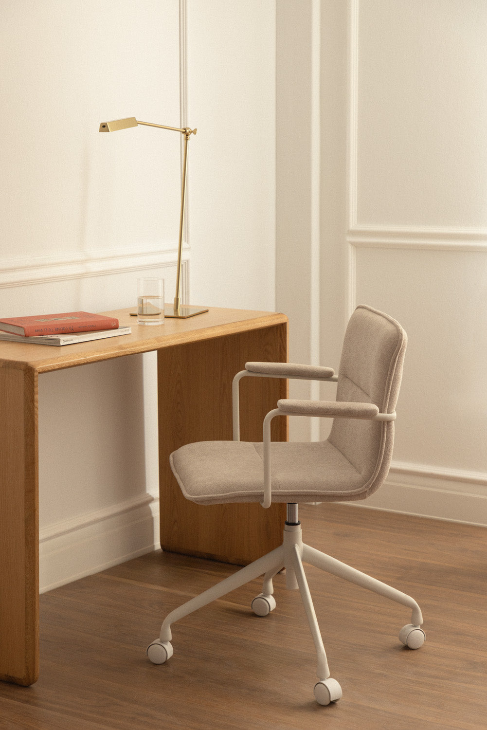 Chaise de bureau avec roulettes et accoudoirs Seifert - 1