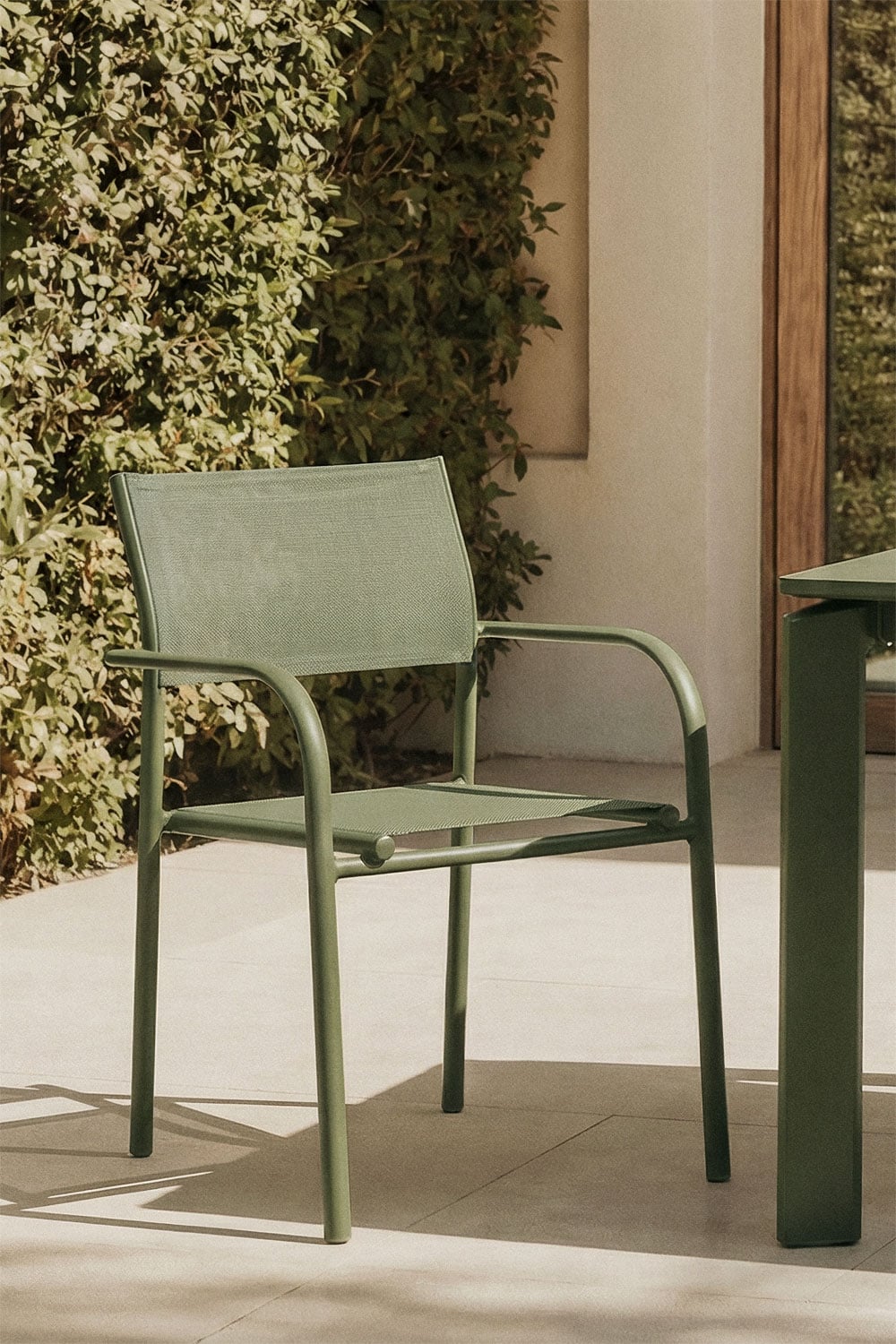 Chaise de jardin empilable avec accoudoirs en aluminium Olenia - 4