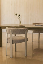 Chaise de salle à manger avec accoudoirs, tapissée et en fer Jolie - 1