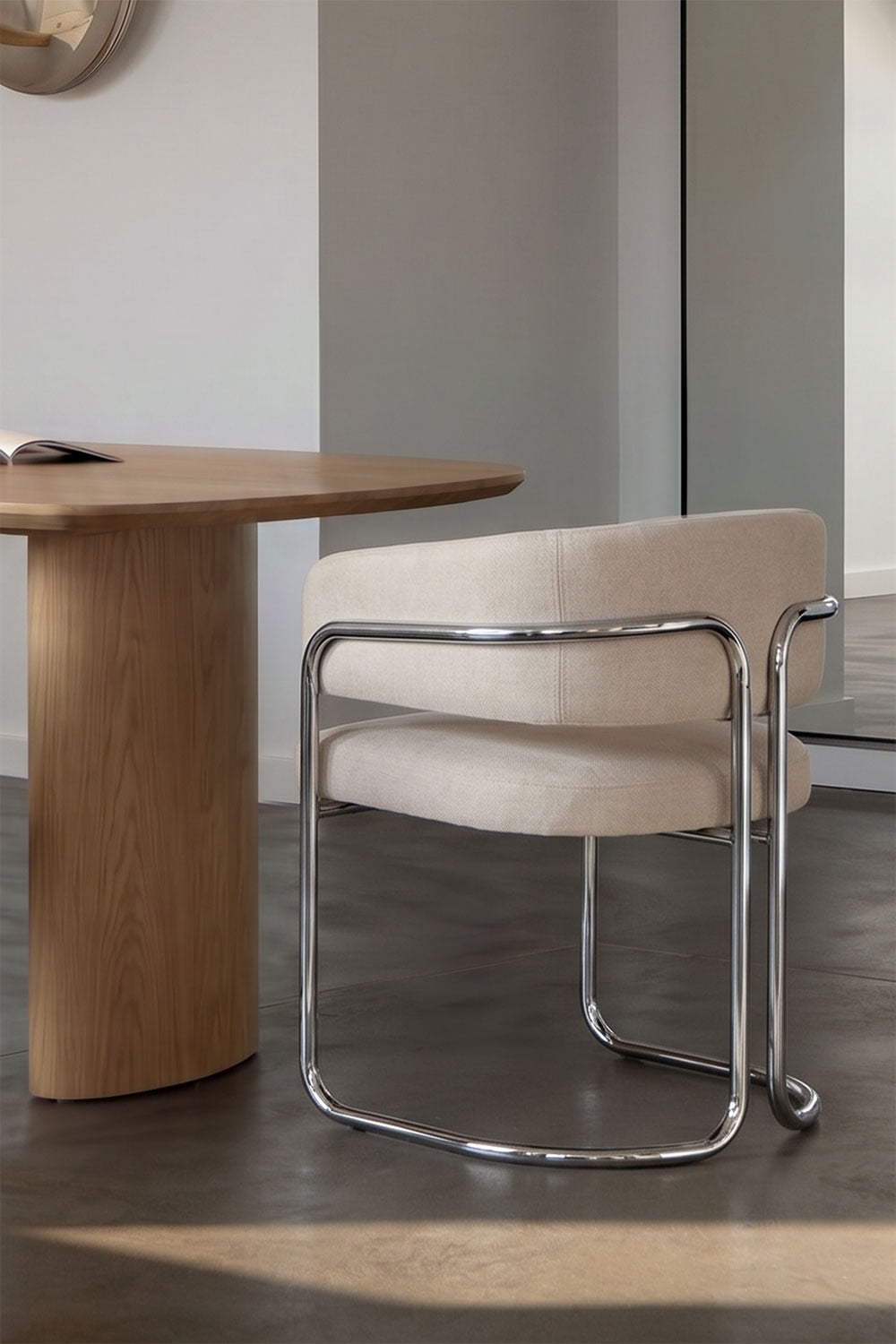 Chaise de salle à manger avec accoudoirs, tapissée et en fer Zantria - 4