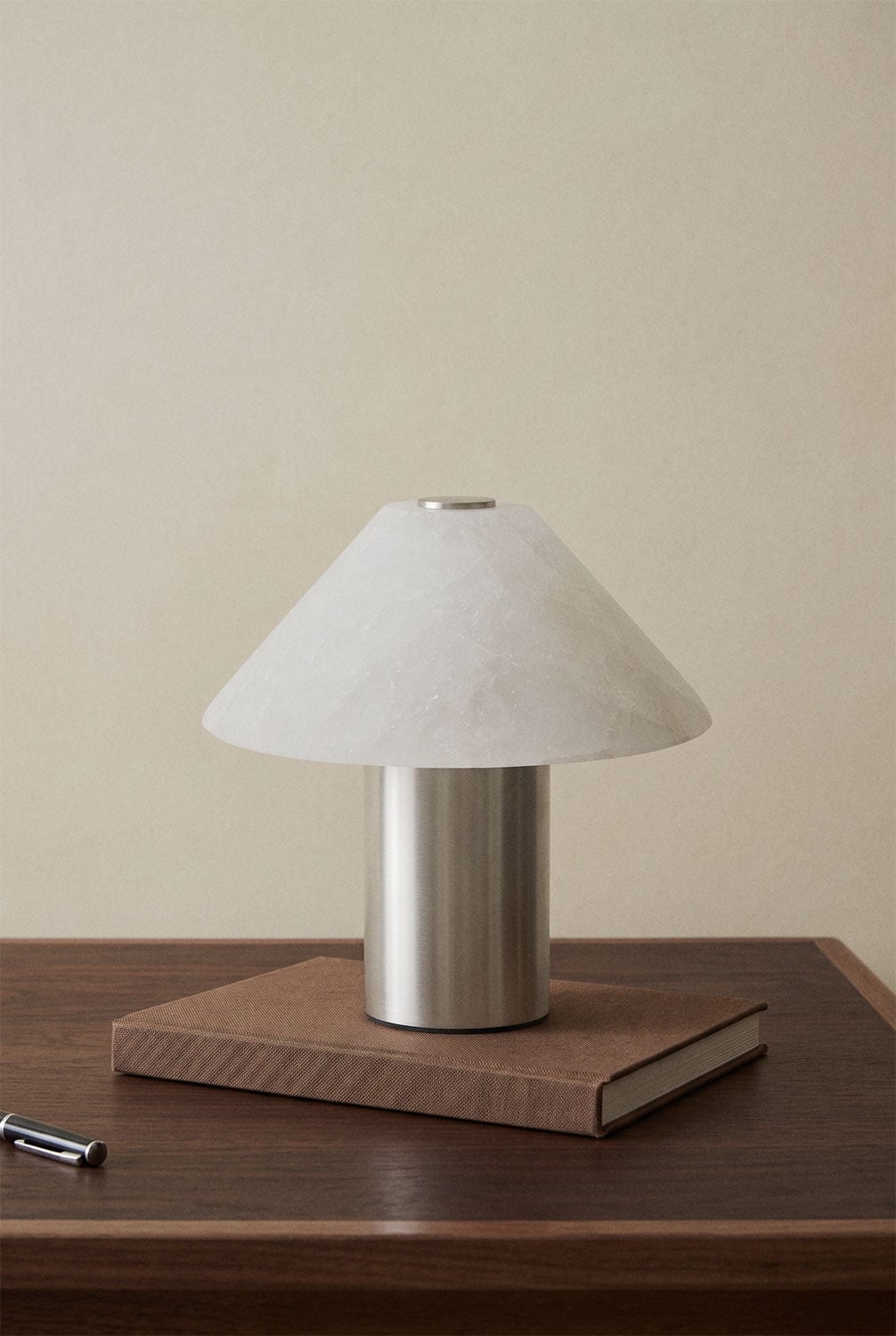 Lampe de table LED sans fil en albâtre et fer Barak - 1