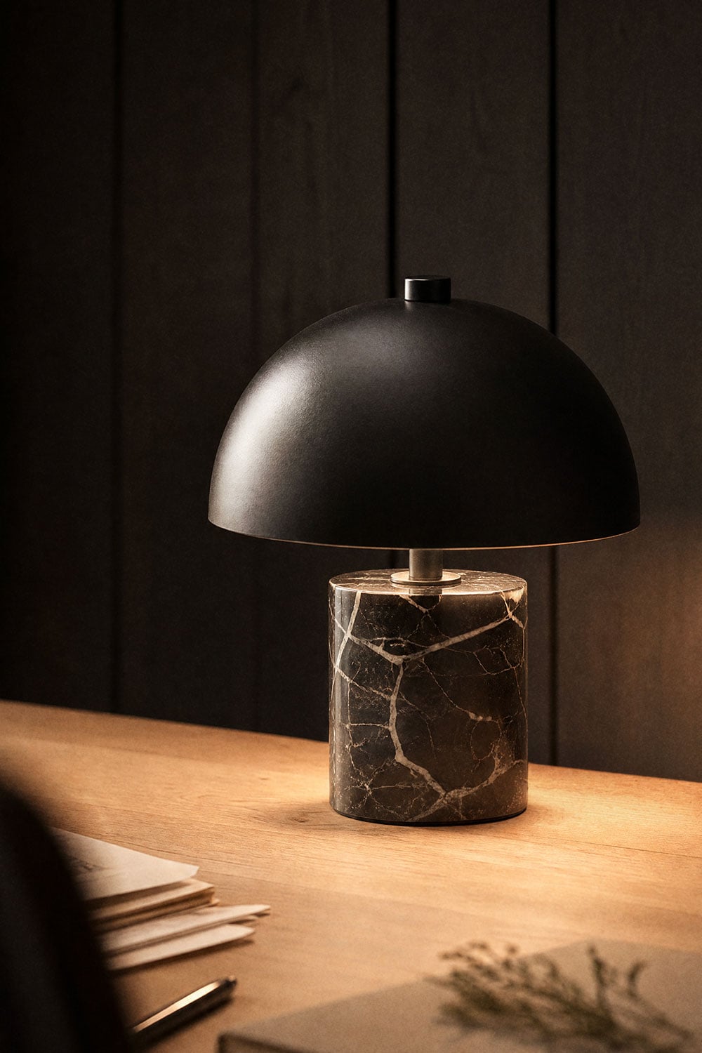 Lampe de table LED sans fil en fer et pierre naturelle Nicolas - 1
