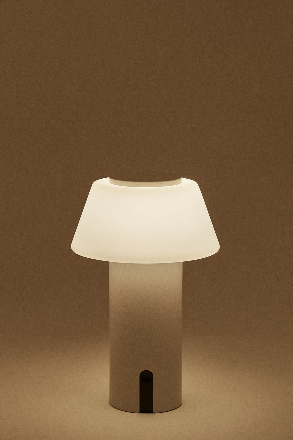 Lampe de table LED sans fil en fer Socotra - 2