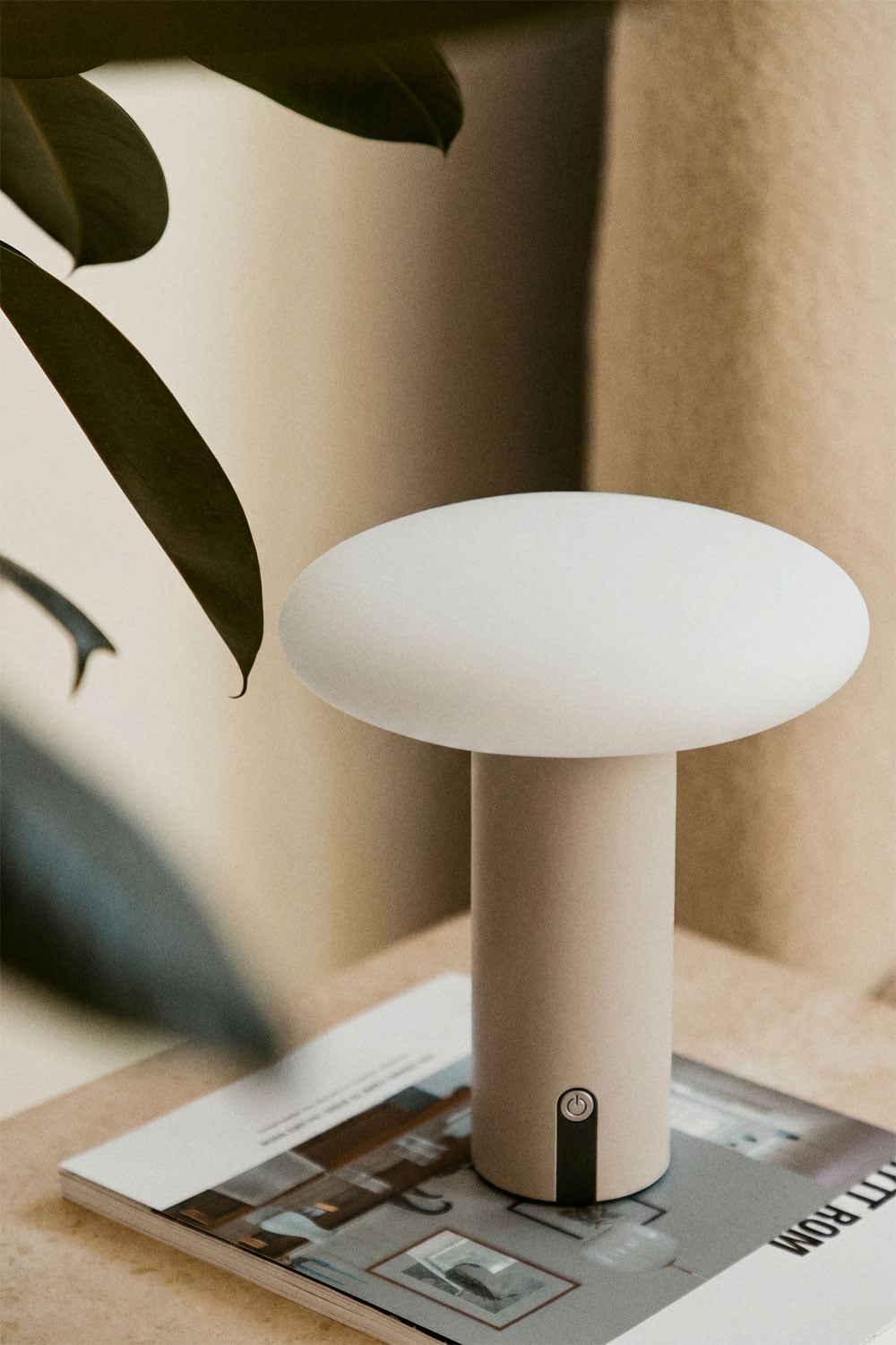 Lampe de table LED sans fil en fer Zosima - 1