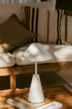 Lampe de table LED sans fil pour extérieur en fer Alexis - 3
