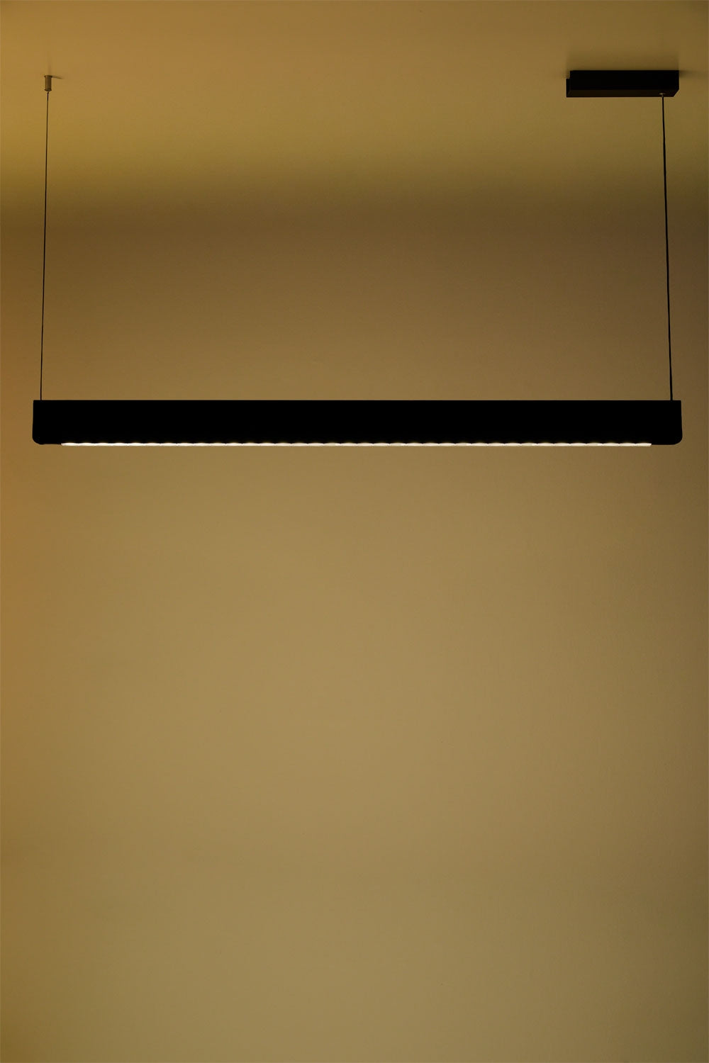 Suspension linéaire LED 120 cm en aluminium Mairen - 2