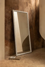 Miroir mural en bois de manguier Trisnia - 1