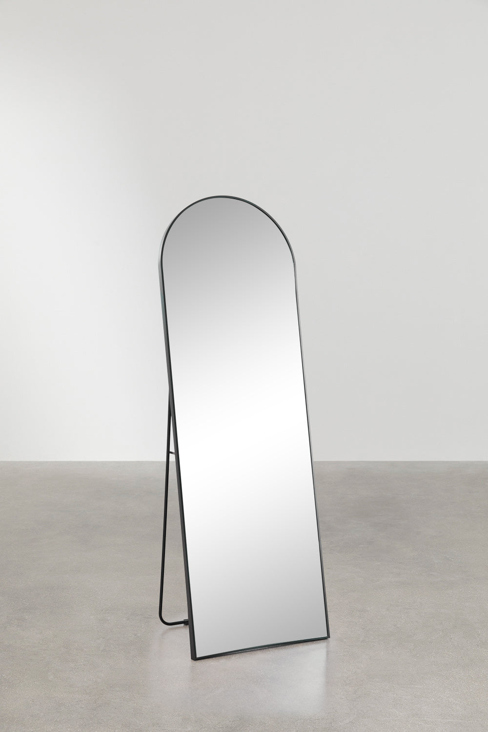 Miroir sur pied 50x150 cm en aluminium Naruvy - 2