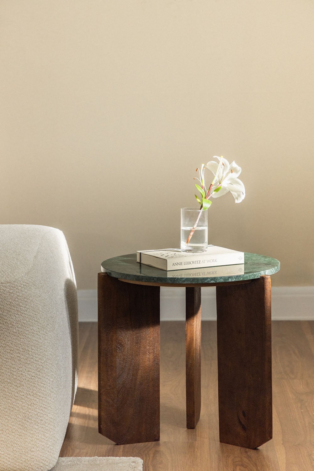 Table d'appoint ronde Ø50 cm en pierre naturelle et bois de manguier Lavinia - 6