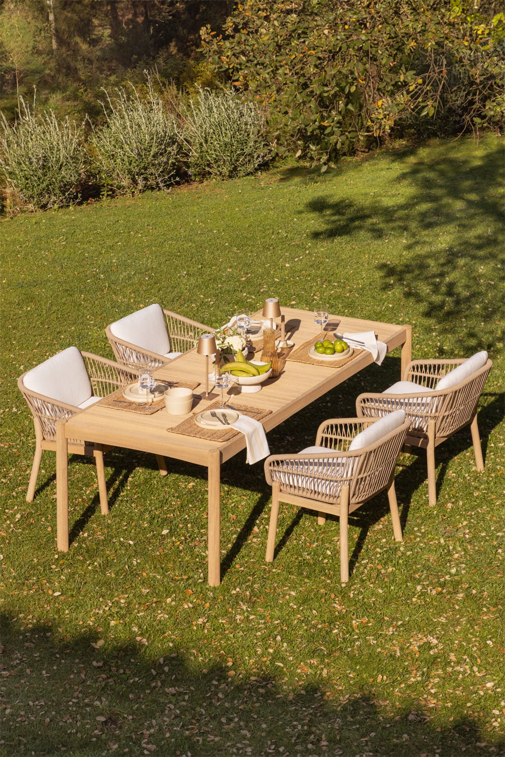 Table de jardin rectangulaire en bois d'acacia Karvia - 1